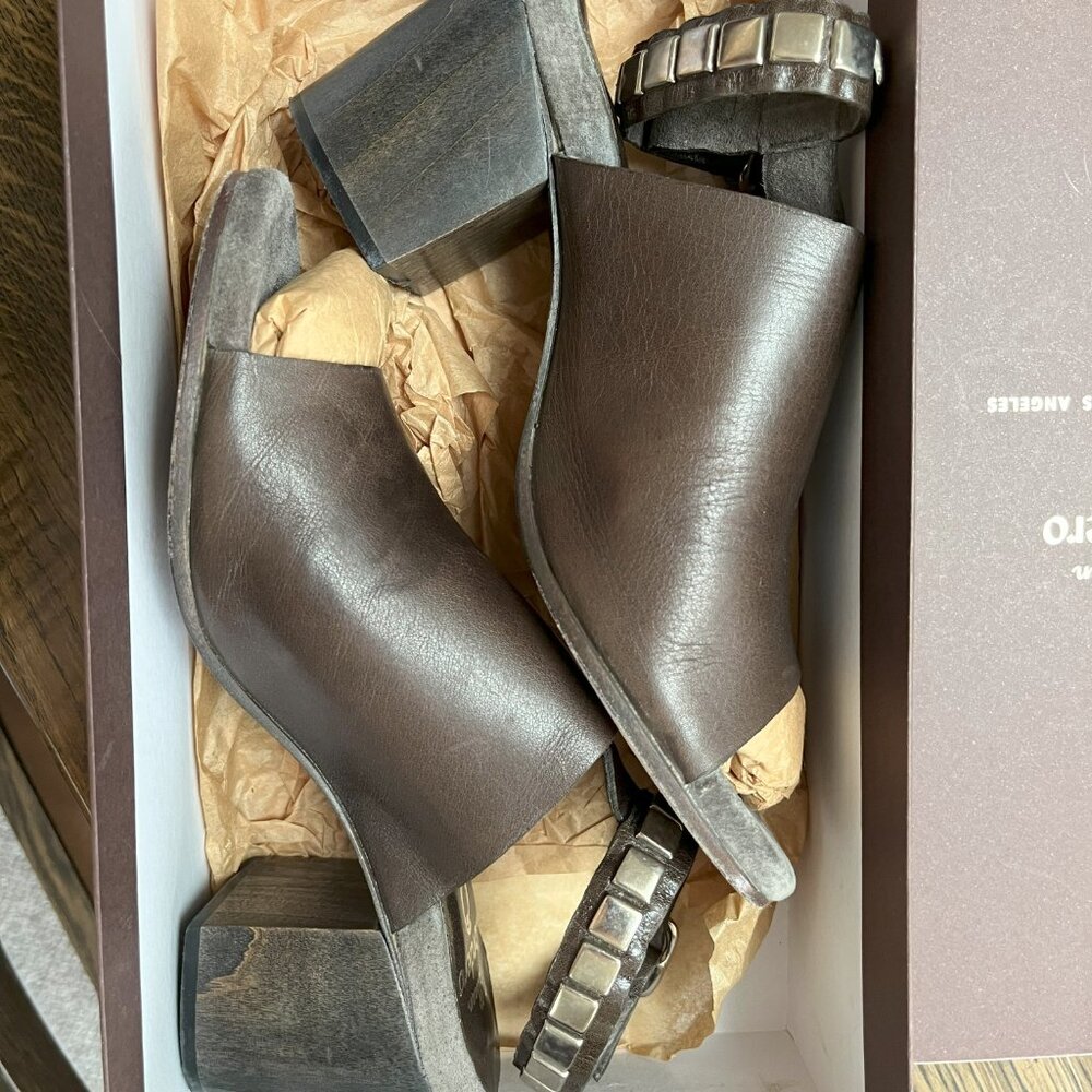 Calleen Cordero sandals, rich dark chocolate leather, chunky heel, size 7.
